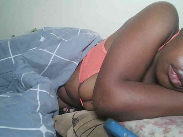 DaisyafterDark_ webcam