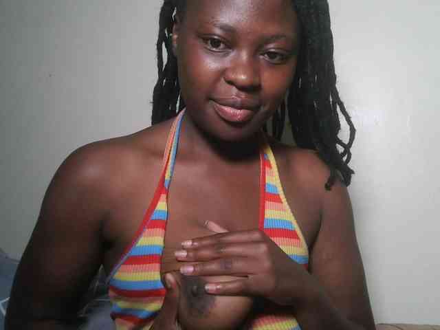 DaisyafterDark_ webcam