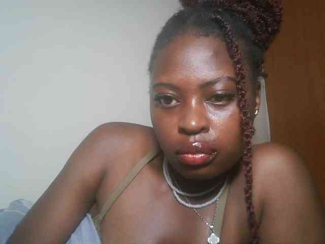 DaisyafterDark_ webcam