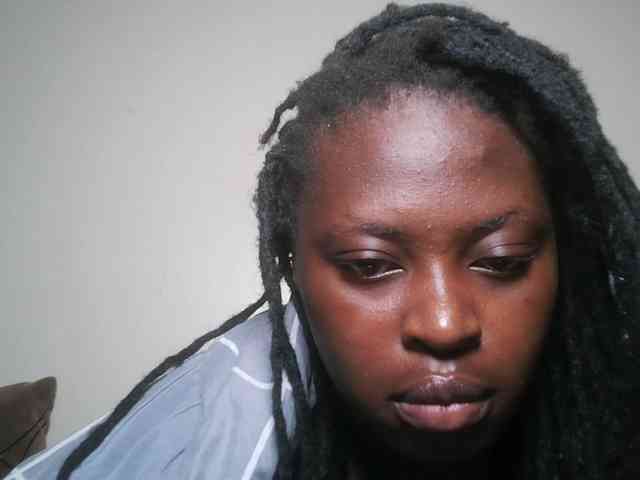 DaisyafterDark_ webcam