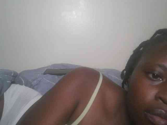 DaisyafterDark_ webcam