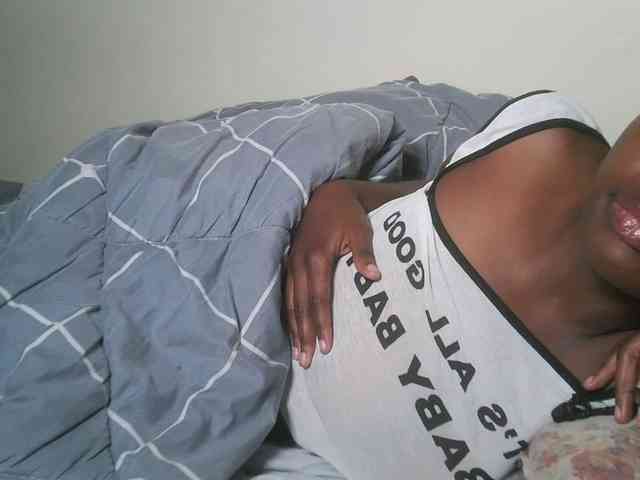 DaisyafterDark_ webcam