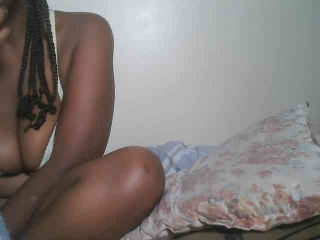 DaisyafterDark_ webcam