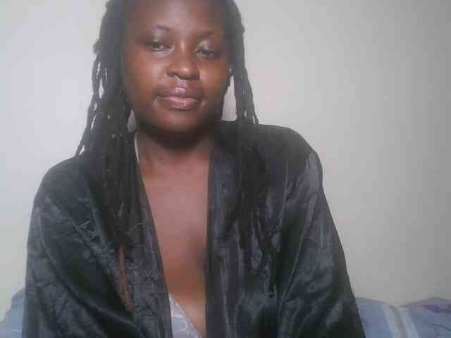 DaisyafterDark_ webcam