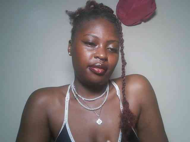 DaisyafterDark_ webcam