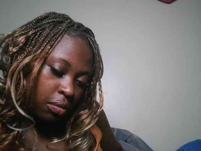DaisyafterDark_ webcam