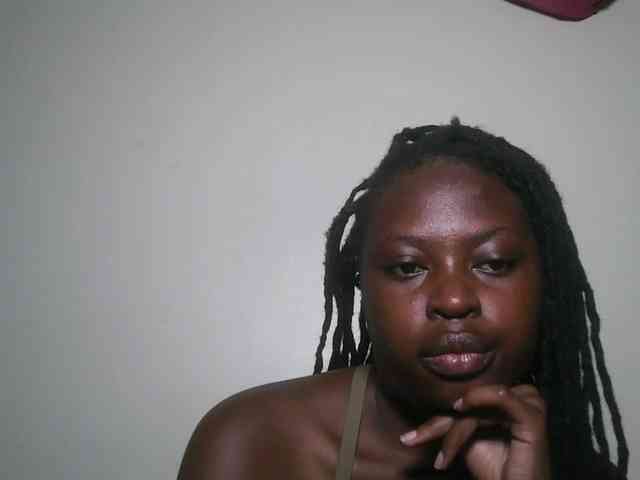 DaisyafterDark_ webcam