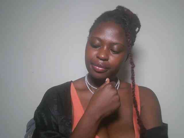 DaisyafterDark_ webcam