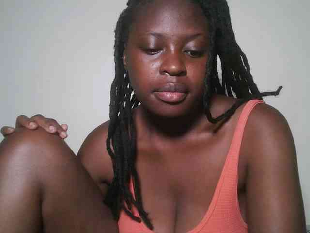 DaisyafterDark_ webcam