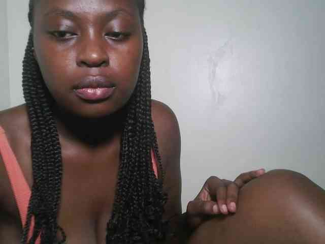 DaisyafterDark_ webcam