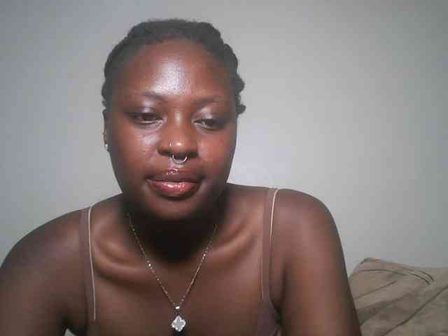 DaisyafterDark_ webcam