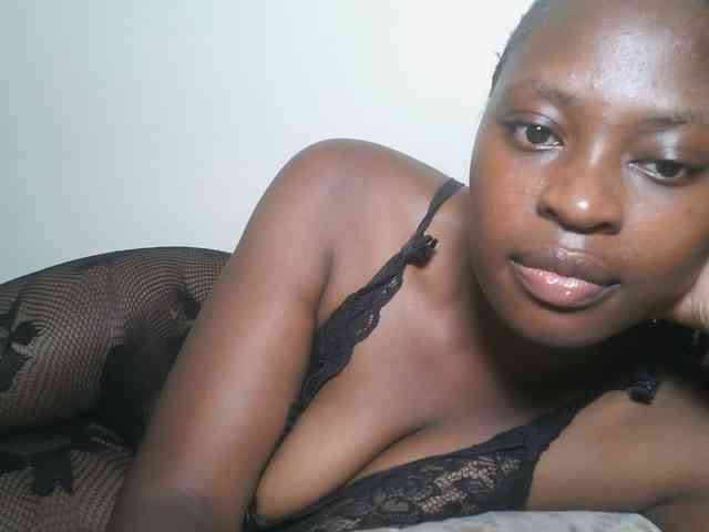 DaisyafterDark_ webcam