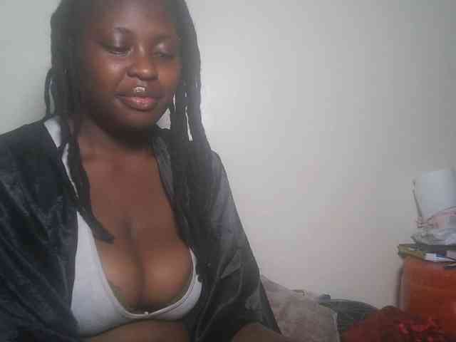 DaisyafterDark_ webcam