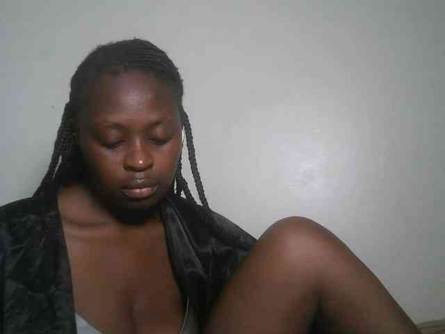 DaisyafterDark_ webcam