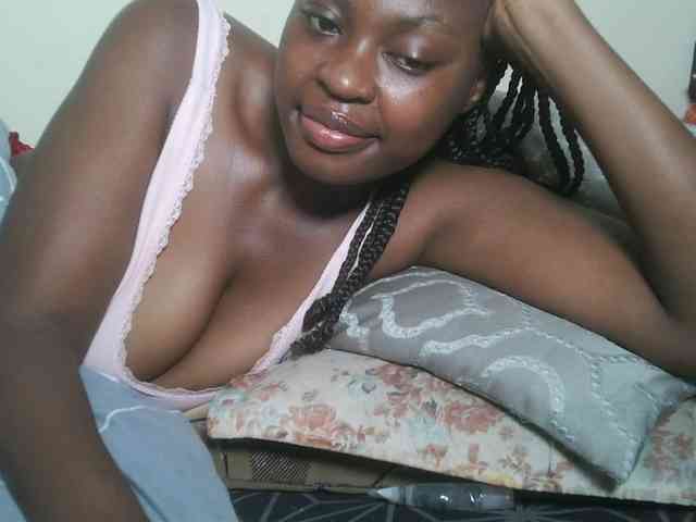 DaisyafterDark_ webcam