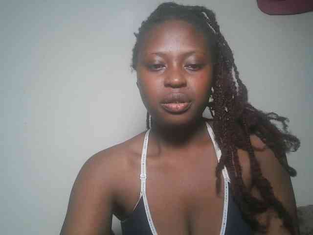 DaisyafterDark_ webcam