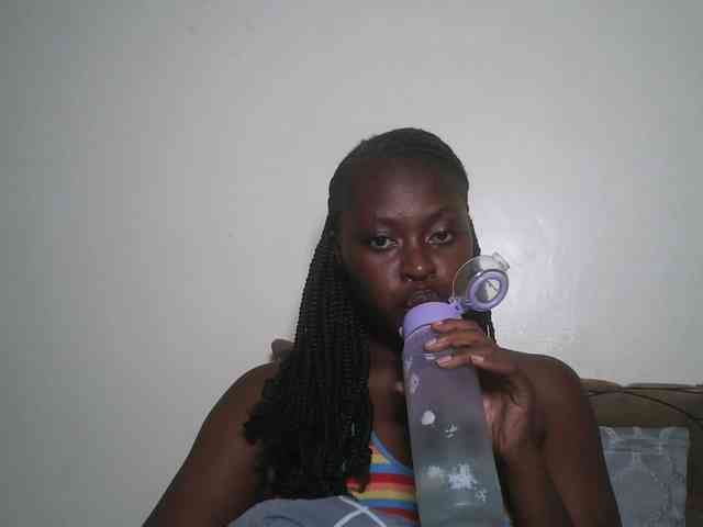 DaisyafterDark_ webcam