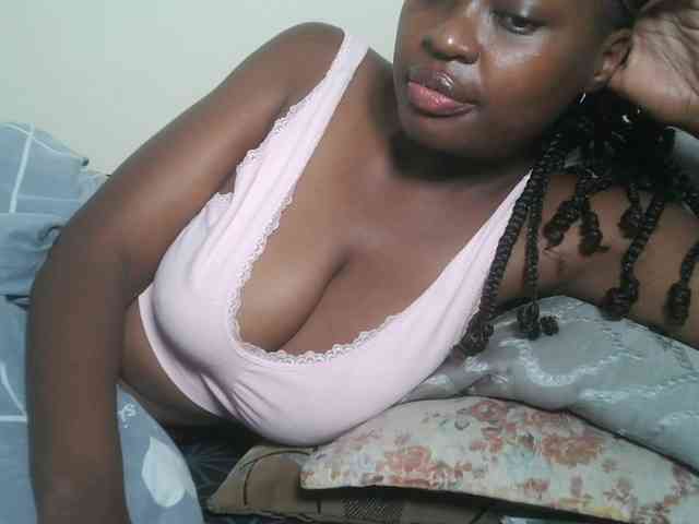 DaisyafterDark_ webcam