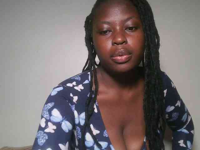 DaisyafterDark_ webcam