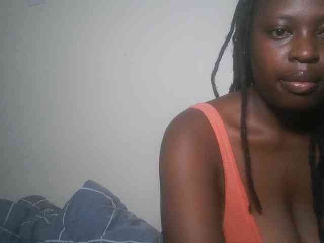 DaisyafterDark_ webcam