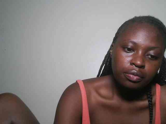 DaisyafterDark_ webcam