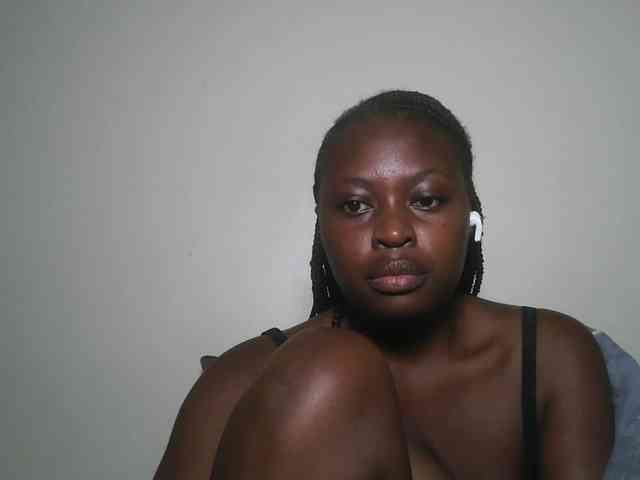 DaisyafterDark_ webcam