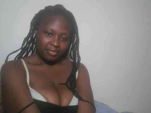 DaisyafterDark_ webcam