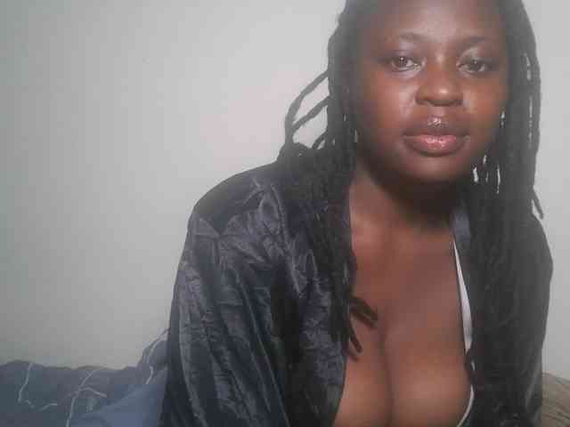 DaisyafterDark_ webcam