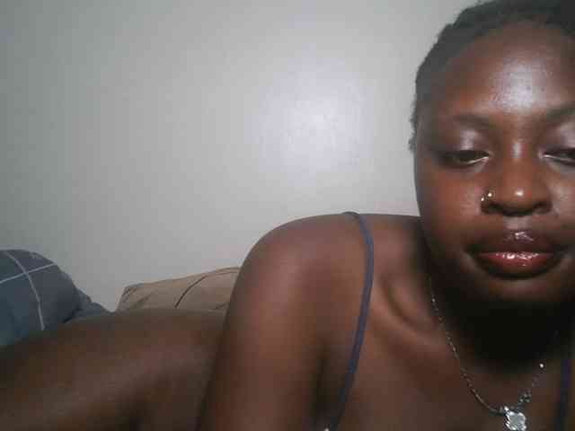 DaisyafterDark_ webcam