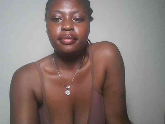 DaisyafterDark_ webcam