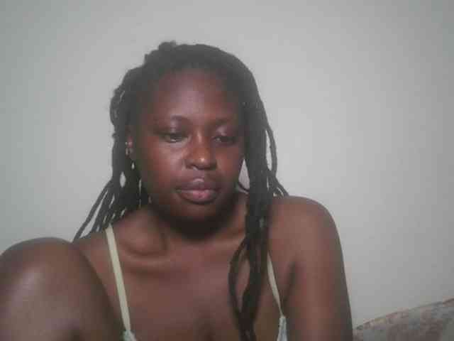 DaisyafterDark_ webcam