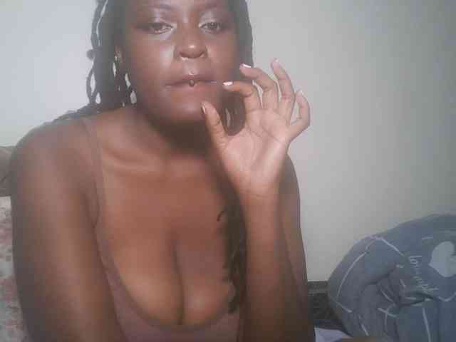 DaisyafterDark_ webcam