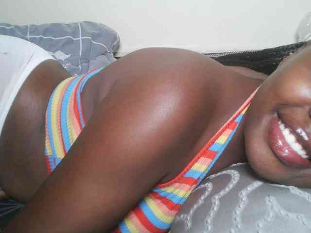 DaisyafterDark_ webcam
