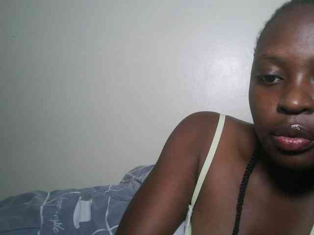 DaisyafterDark_ webcam