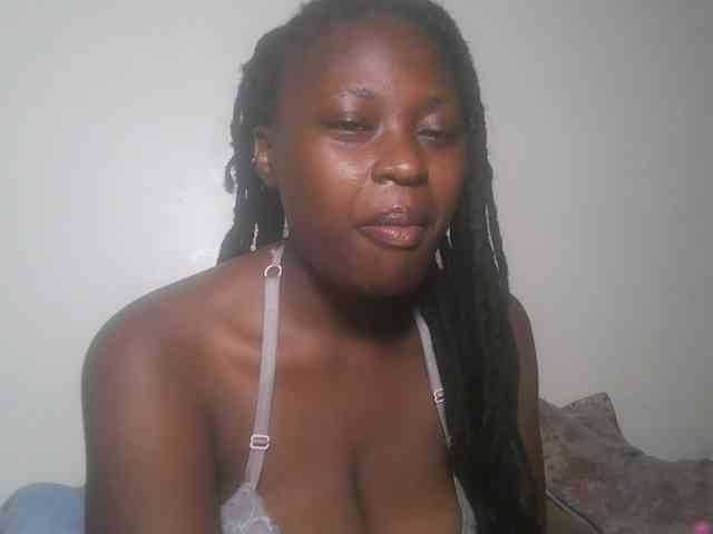 DaisyafterDark_ webcam