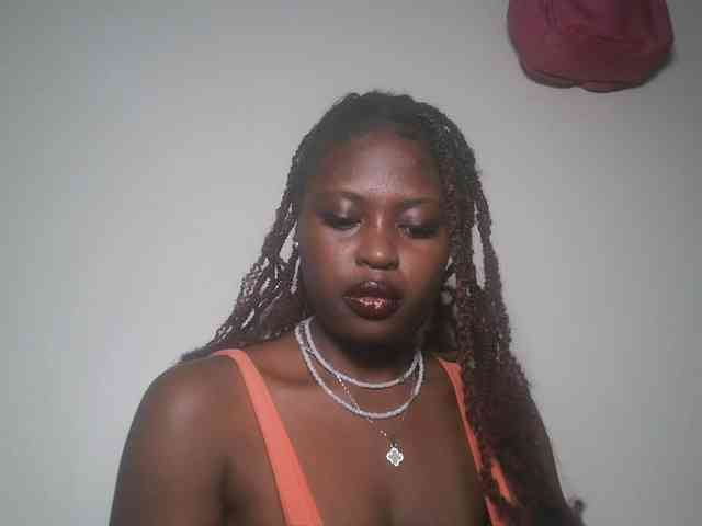 DaisyafterDark_ webcam