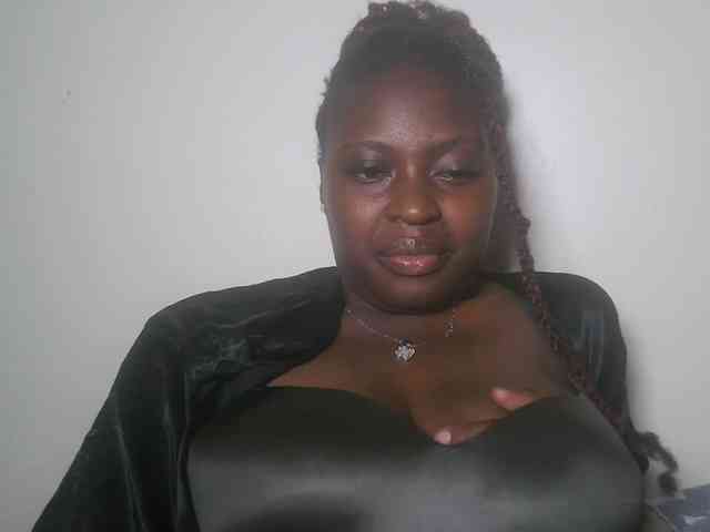 DaisyafterDark_ webcam