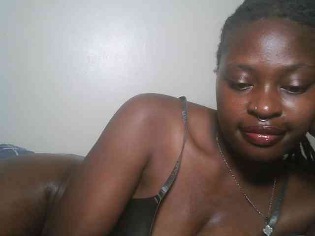 DaisyafterDark_ webcam