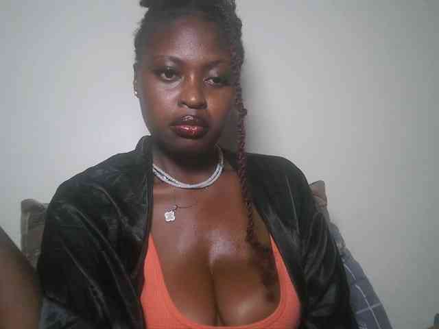DaisyafterDark_ webcam