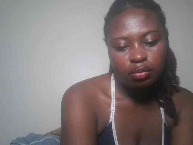 DaisyafterDark_ webcam
