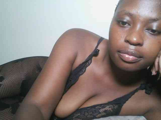 DaisyafterDark_ webcam