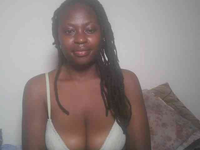 DaisyafterDark_ webcam