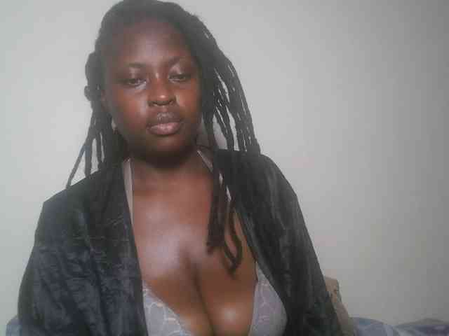 DaisyafterDark_ webcam