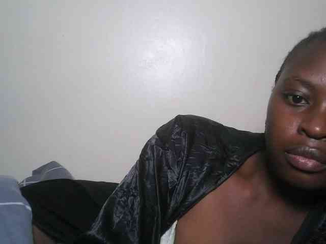 DaisyafterDark_ webcam