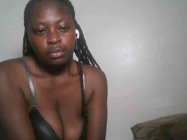 DaisyafterDark_ webcam