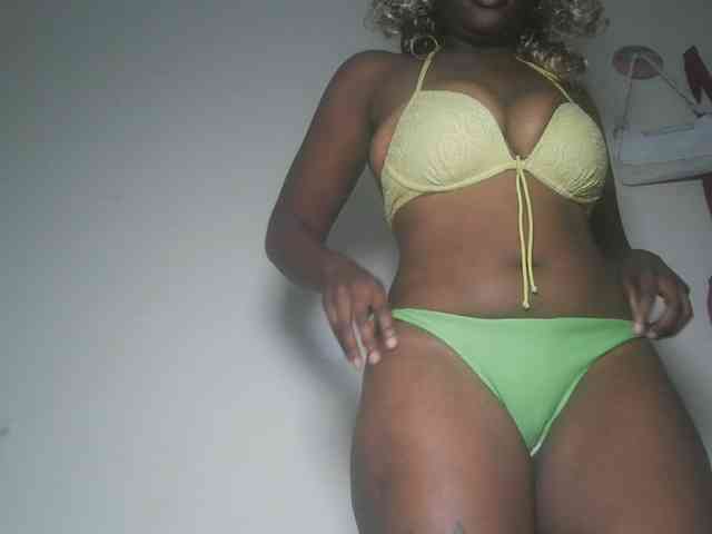 DaisyafterDark_ webcam