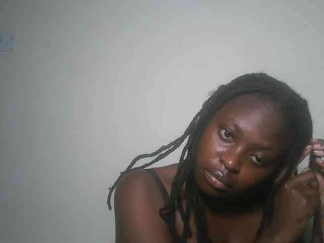 DaisyafterDark_ webcam