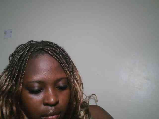 DaisyafterDark_ webcam