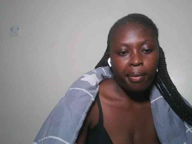 DaisyafterDark_ webcam