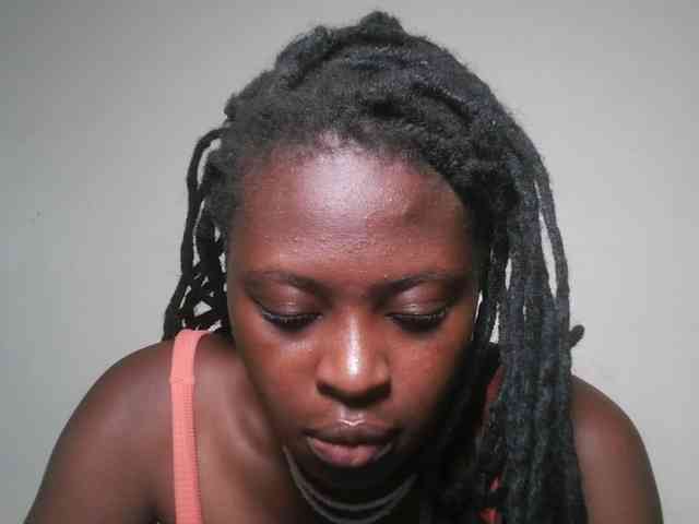 DaisyafterDark_ webcam